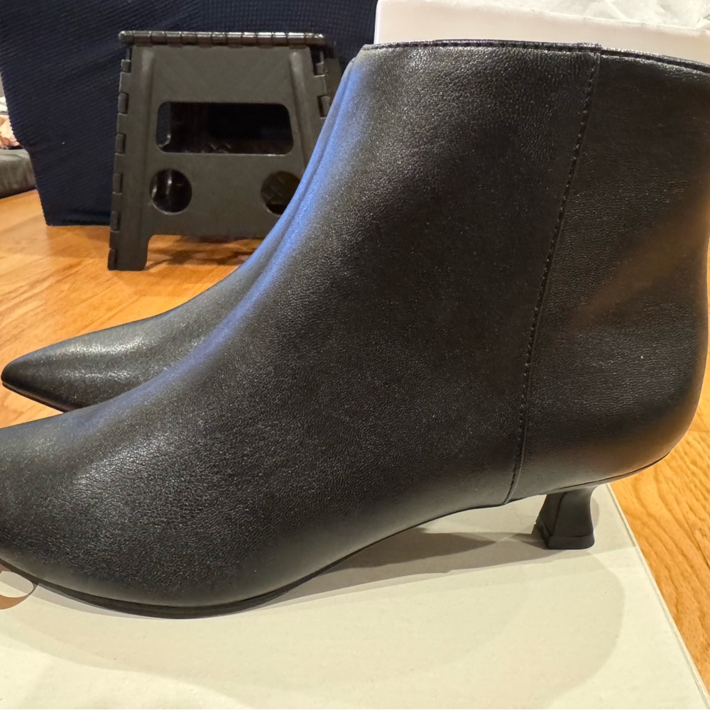 LifeStride Maya Black Women's Ankle Boots - Picture 4 of 5